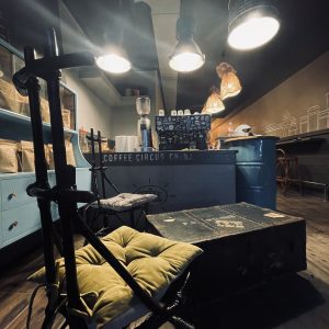 Coffee Circus China cafe interior with espresso bar and seating area